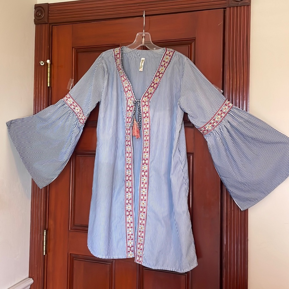 Shoreline Ladies M Blue/White Stripe Long Sleeve Coverup